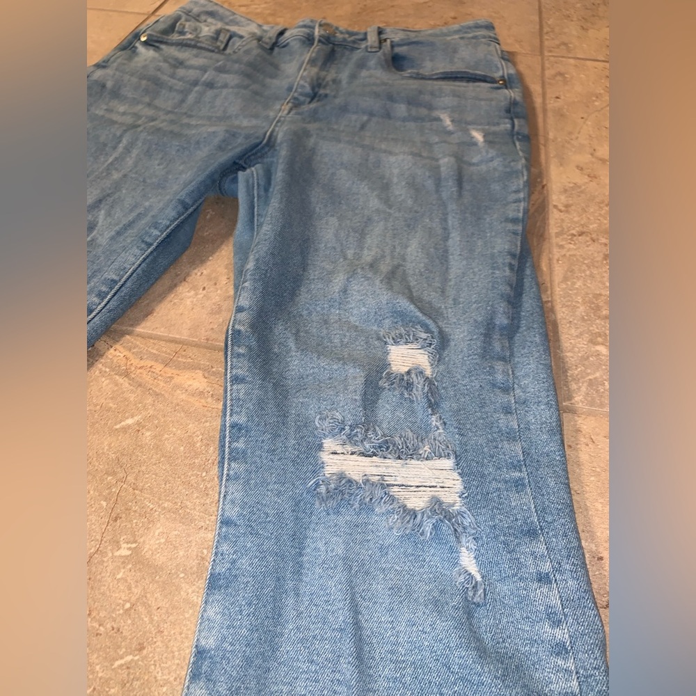 Just Black Denim Light Blue Wash Distressed Knee Design Straight Leg - Size 29 - Picture 6 of 15